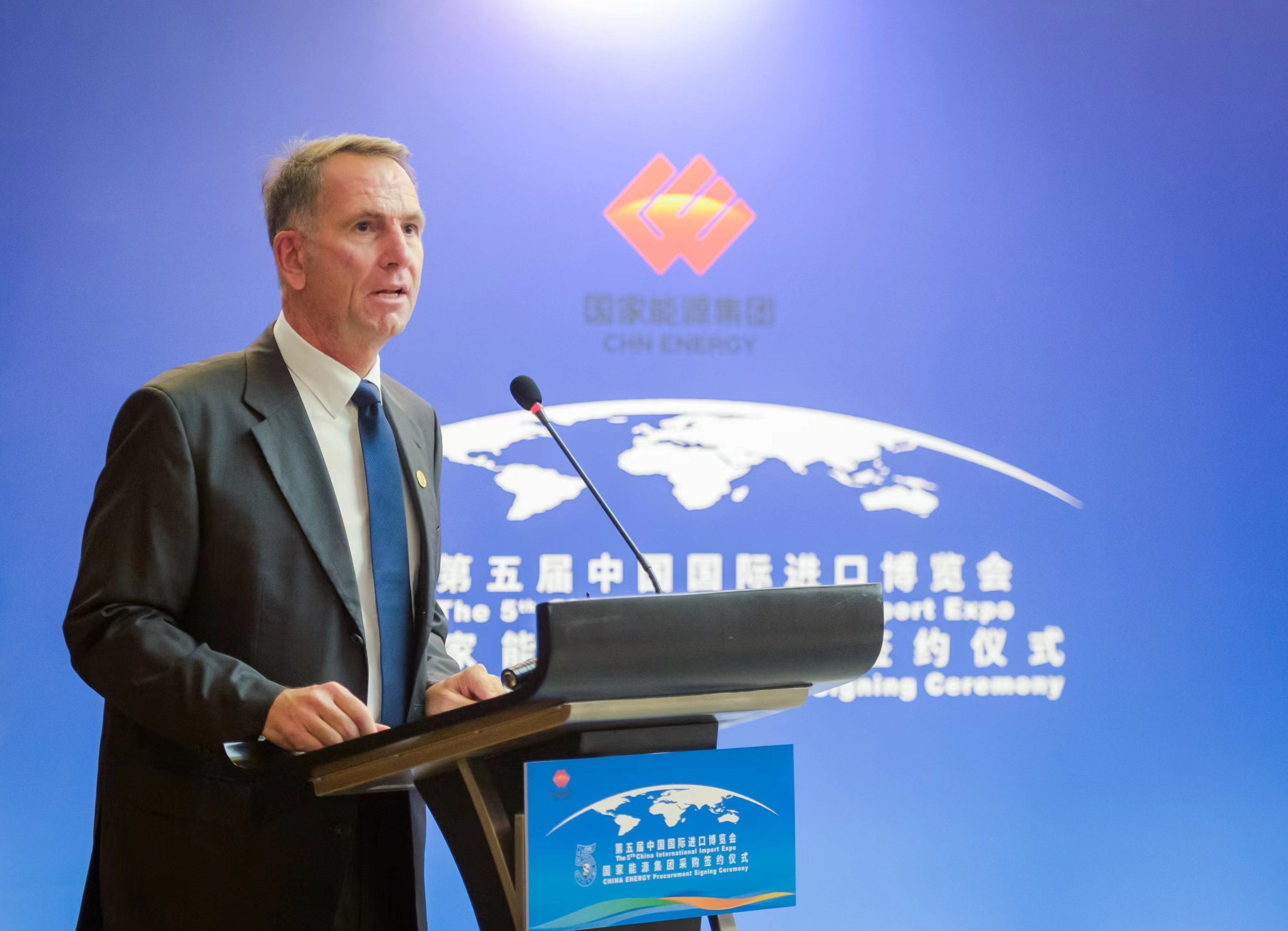 FUCHS China and China Energy Enter a Strategic Cooperation Agreement on Lubricant Procurement FUCHS China and China Energy Enter a Strategic Cooperation Agreement on Lubricant Procurement