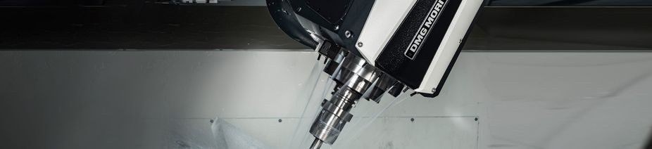 DMG-Mori-Machine_927x212px