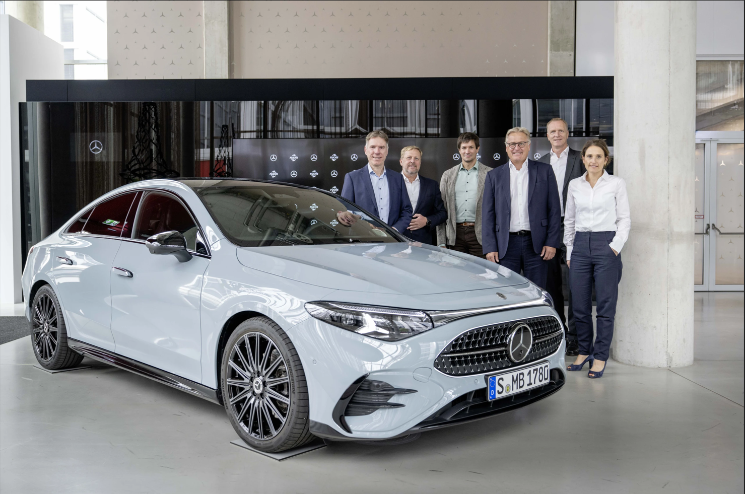 FUCHS and Mercedes-Benz AG Executive Business Review FUCHS and Mercedes-Benz AG Executive Business Review